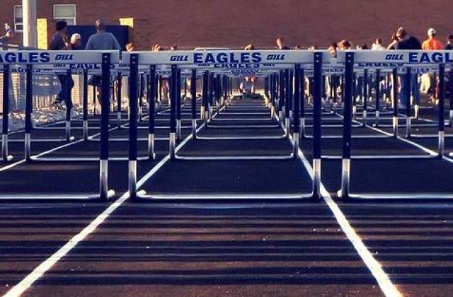 [VIDEO] Cum sa termini cursa de 100 m garduri, fara sa sari peste obstacole