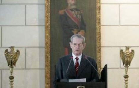 Regele Mihai spera la "respect si etica" in 2011