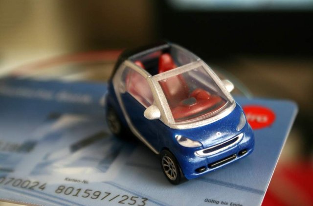 Taxa auto, majorata cu 50%