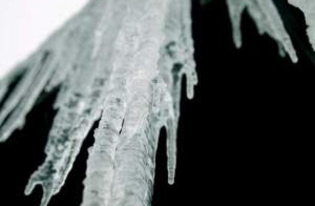 Craciun de "primavara". Revelion de "gheata"