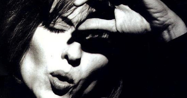 Actrita si cantareata Eniko Szilagyi revine pe o scena romaneasca