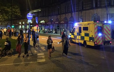 Cine este atacatorul sinucigas de la Manchester Arena