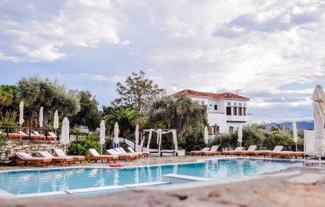 Studiu: Cum aleg romanii cazarea pentru vacanta