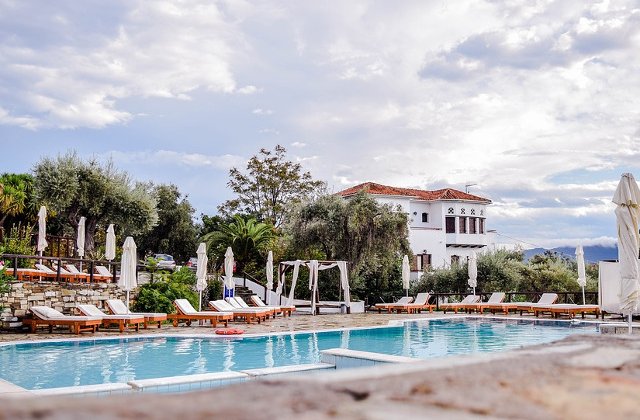 Studiu: Cum aleg romanii cazarea pentru vacanta