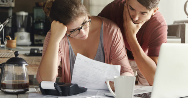 Ratele la Prima Casa vor creste, avertizeaza analistii. Cat vor plati cei care au luat un astfel de credit