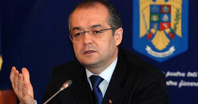 Boc a dat "cadou" minoritatilor 5,7 milioane lei