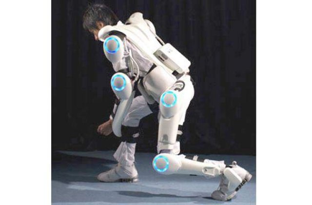 Costumul robotic, speranta persoanelor cu handicap