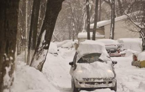 Accidente si tamponari din cauza ninsorii