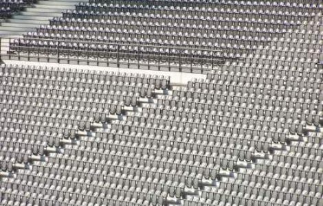 Bani pentru Stadionul "Lia Manoliu"