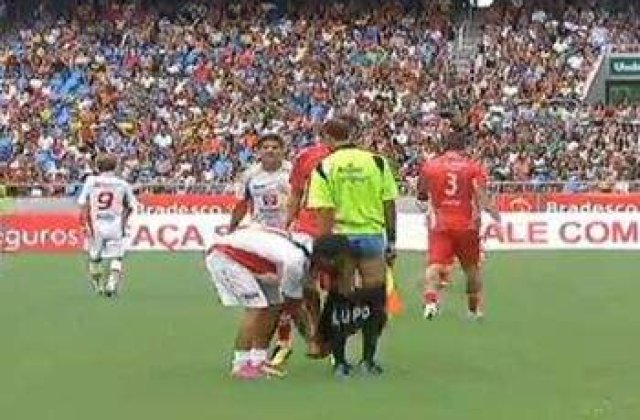 Razbunare: L-a lasat pe tusier in chiloti!