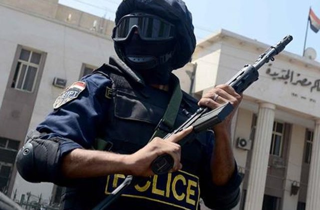 Cel putin 23 de crestini copti ucisi intr-un atac asupra unui autobuz in centrul Egiptului