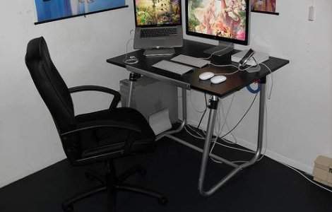 Apple, acuzata ca "nu a protejat intimitatea" clientilor