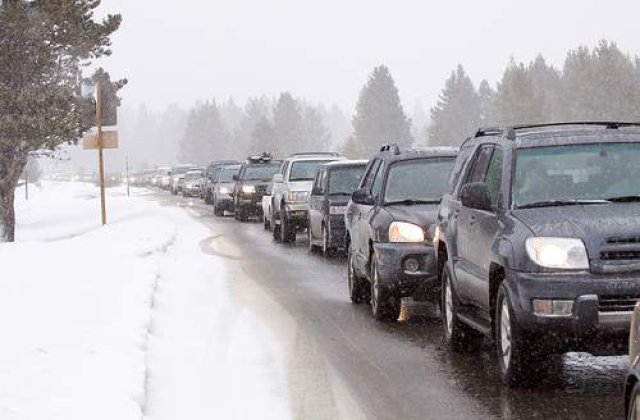 Coloane de masini pe Valea Prahovei