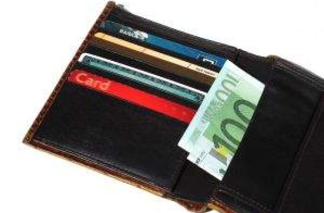 Ce s-a modificat in OUG 50 privind creditele?