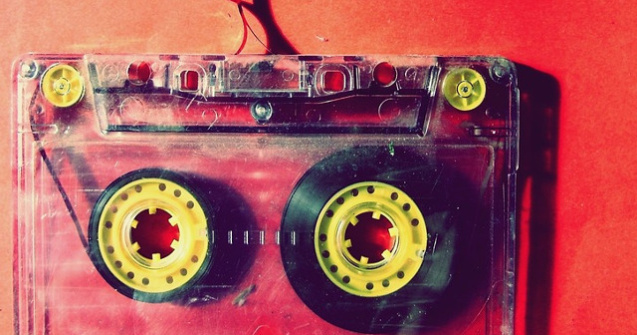  Top  Calatorie in timp: 10+2 lucruri din anii 90 la care multi dintre noi am visat