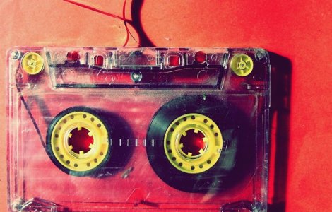  Top  Calatorie in timp: 10+2 lucruri din anii 90 la care multi dintre noi am visat