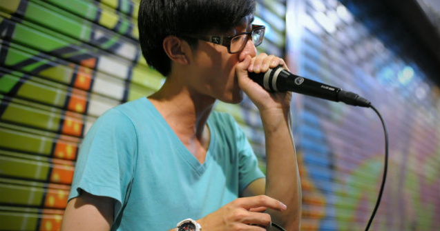 Ce se intampla cu laringele tau atunci cand faci beatbox