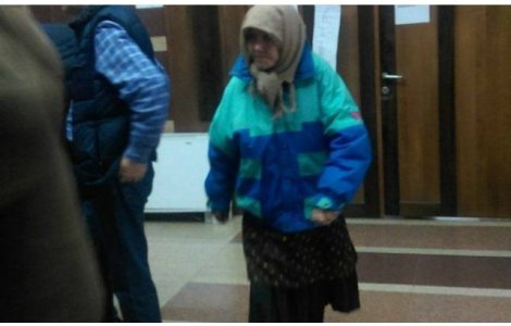 Vaslui: batrana care l-a ucis pe cel care voia sa o violeze a murit