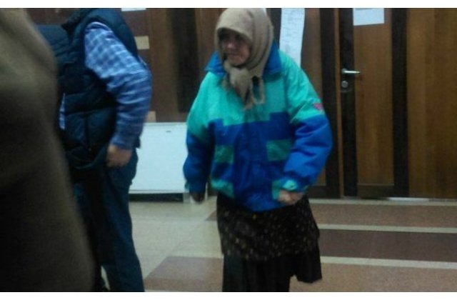 Vaslui: batrana condamnata la inchisoare pentru ca l-a ucis pe cel care incerca sa o violeze a murit