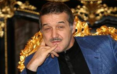 'Razboinicul Luminii' a devenit cel mai bogat roman