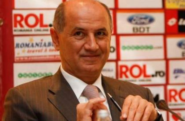 [VIDEO] George Copos taie salariile la Rapid