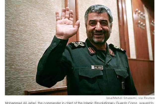 Presedintele Iranului, palmuit de un comandant militar