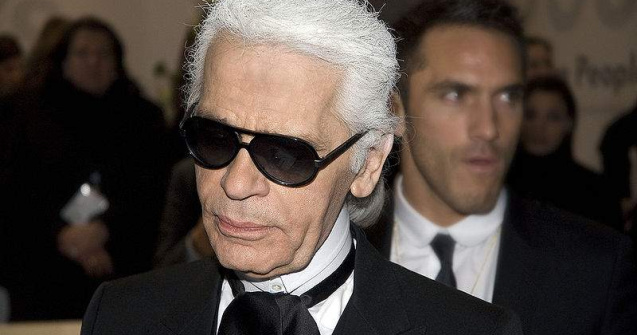 Video  Karl Lagerfeld face reclama la masini