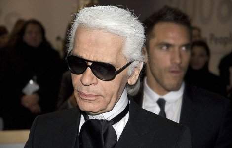  Video  Karl Lagerfeld face reclama la masini