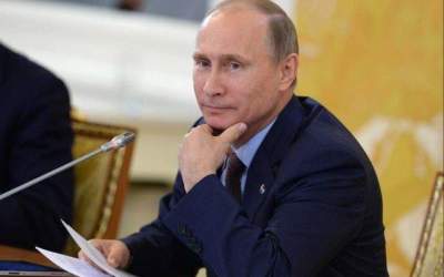 Putin se simte amenintat de...