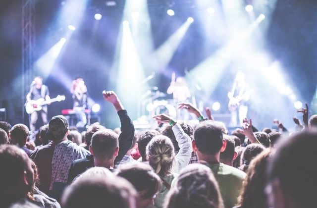 [Foto] [Video] Festivalul Rock am Ring din Nurnberg, suspendat din cauza unei amenintari teroriste