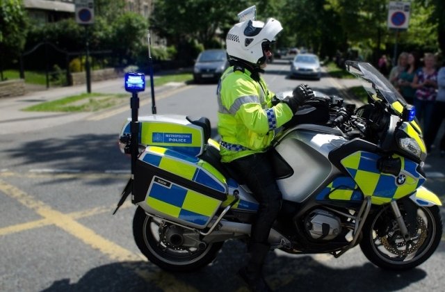 AFP: O camioneta si niste cutite, un atentat simplu, dificil de dejucat