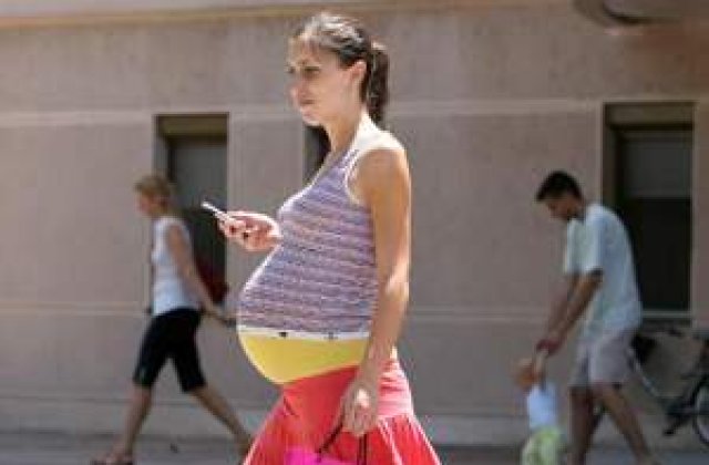 Toate femeile gravide din Romania vor fi testate pentru depistarea HIV/SIDA