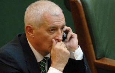 Pe picior de plecare, senatorii dau iama in buget