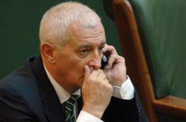 Pe picior de plecare, senatorii dau iama in buget 