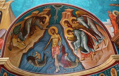 Credinciosii sarbatoresc astazi Boboteaza