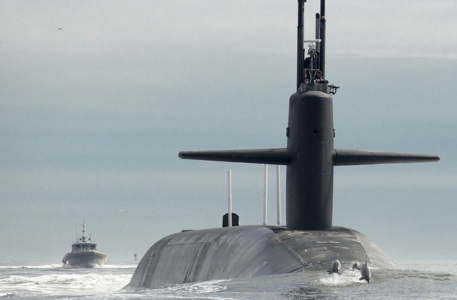 Un submarin nuclear american, plin cu rachete, a ajuns in Coreea de Sud