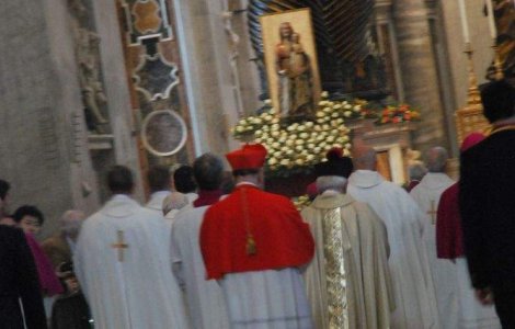 Vaticanul va produce un serial despre exorcism