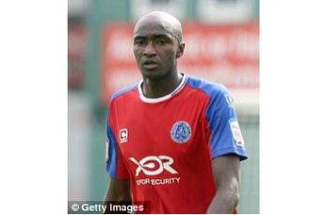 Fotbalist catre suporteri: "Sper sa muriti cu totii"