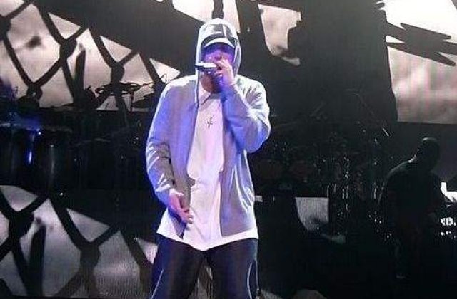 Eminem se intoarce pe marile ecrane
