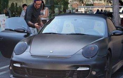 Masina lui Beckham, de vanzare pe eBay