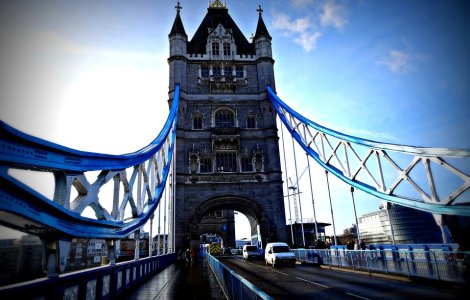 Mama unuia dintre teroristii implicati in atentatul de la Londra isi cere scuze