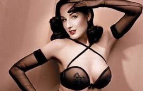 Colectia limitata de lenjerie intima Dita Von Teese