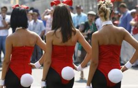 VIDEO: Parintele Playboy este din nou singur si disponibil