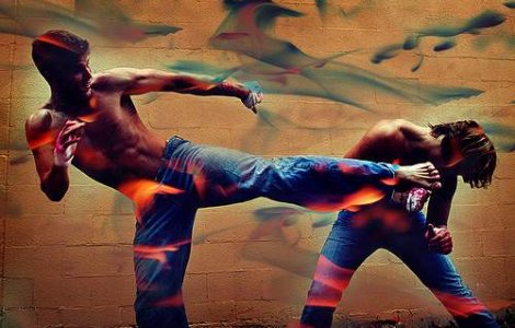 Baschetbalsit american, batut in Bamboo