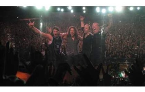 "Metallica", cel mai bine vandut album al deceniului!