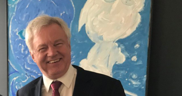 David Davis: Cetatenii britanici si UE nu au de ce sa se ingrijoreze