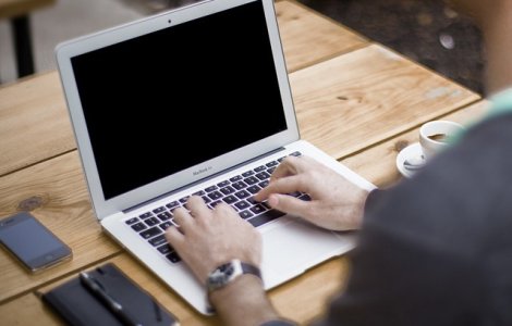 Proiect: Salariatii vor avea dreptul sa lucreze de acasa