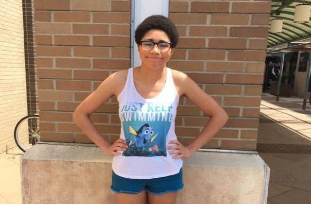 [FOTO] O femeie data afara dintr-un mall pentru "tinuta neadecavata." Cum era imbracata