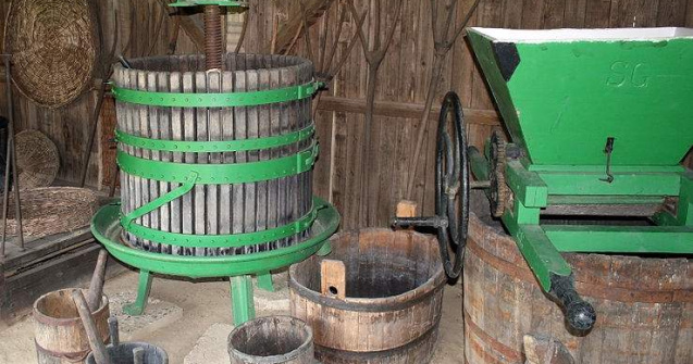 Presa de vin de 6.100 de ani, descoperita in Armenia