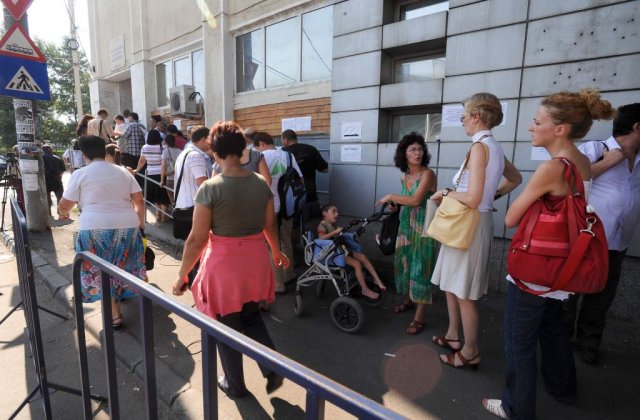 Rata somajului a scazut in decembrie